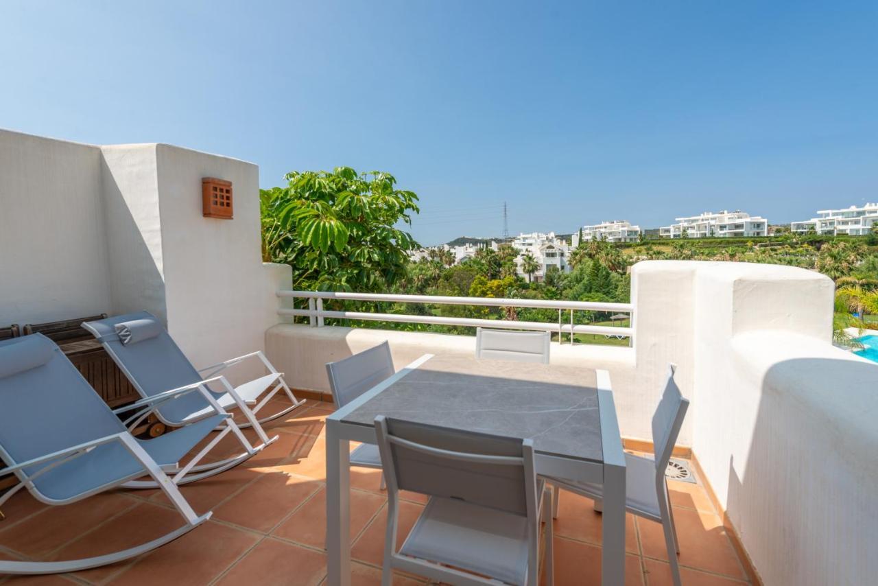 Alcazaba Lagoon 2425 Luxury Private Beach Estepona Eksteriør billede