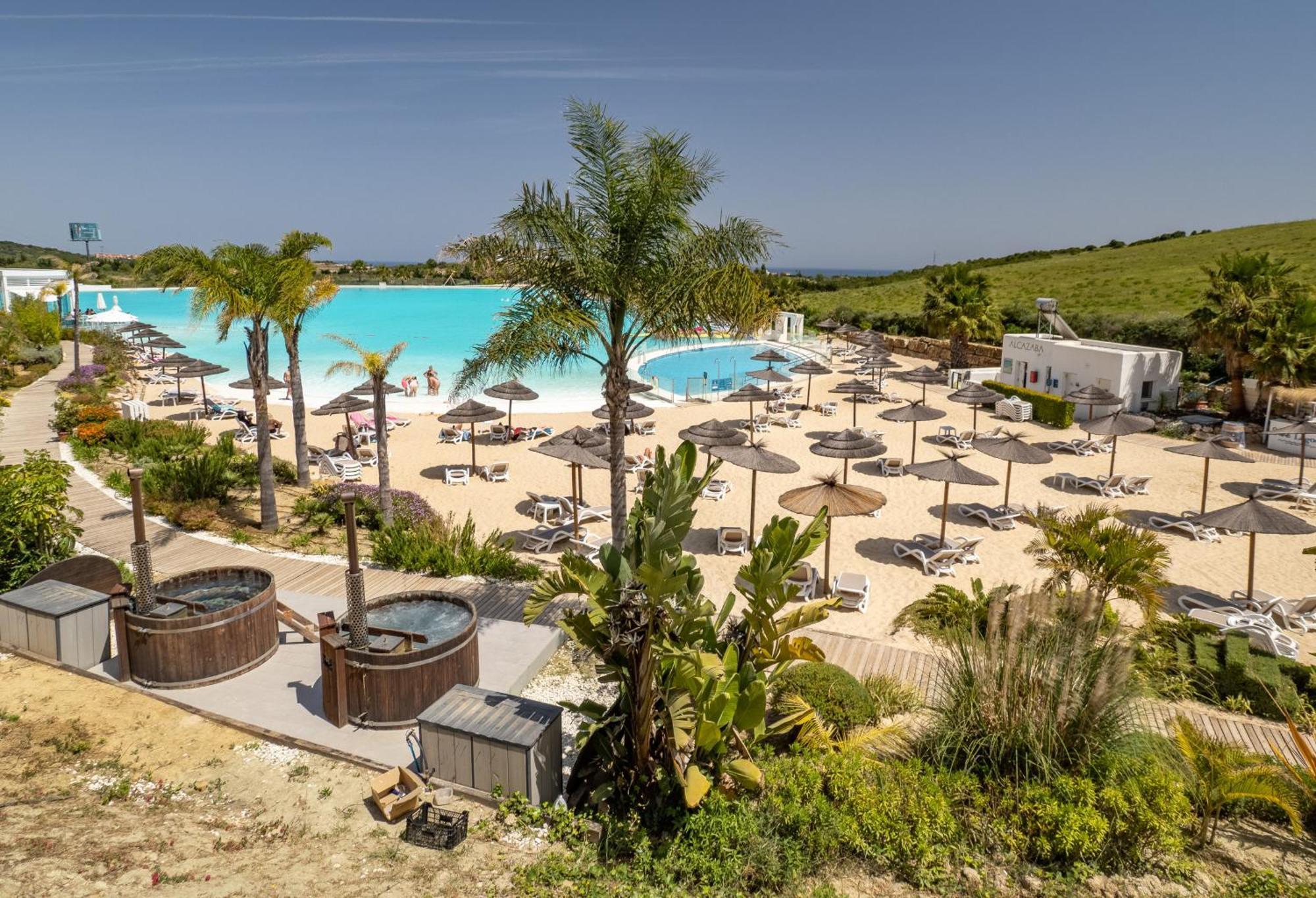 Alcazaba Lagoon 2425 Luxury Private Beach Estepona Eksteriør billede