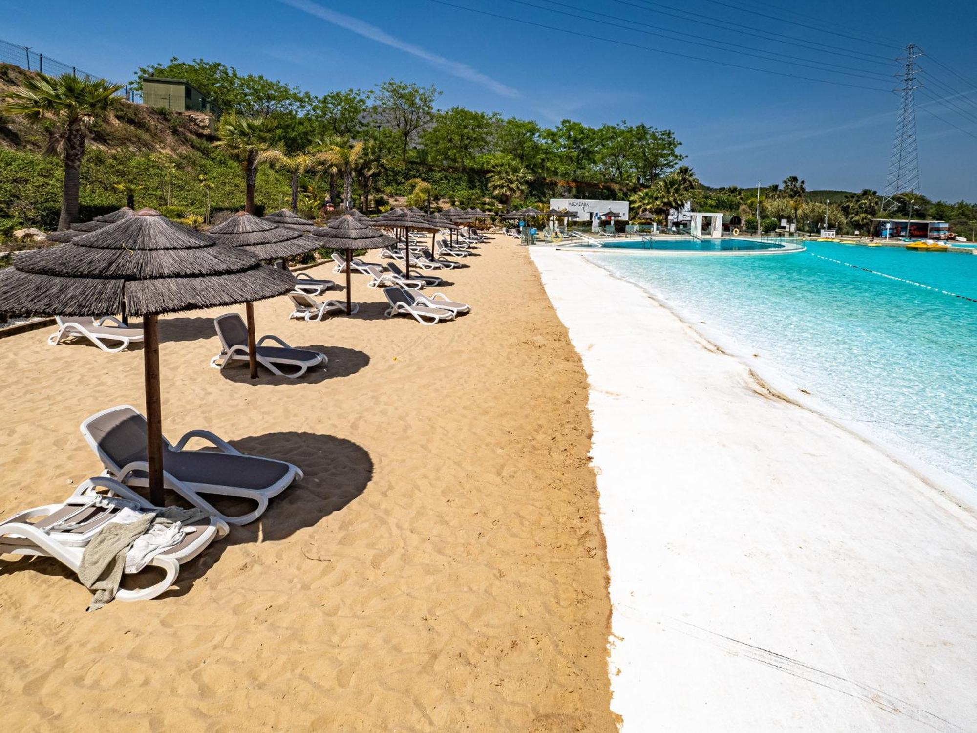 Alcazaba Lagoon 2425 Luxury Private Beach Estepona Eksteriør billede